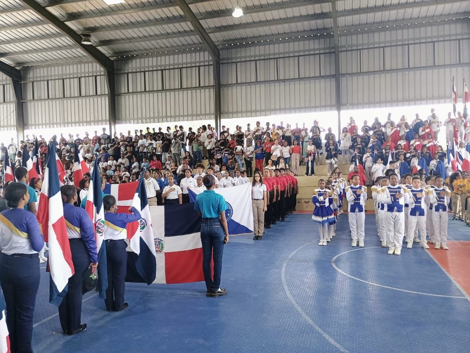 Alcaldía de Verón Punta Cana celebra desfile por el 182 aniversario de la Independencia Nacional